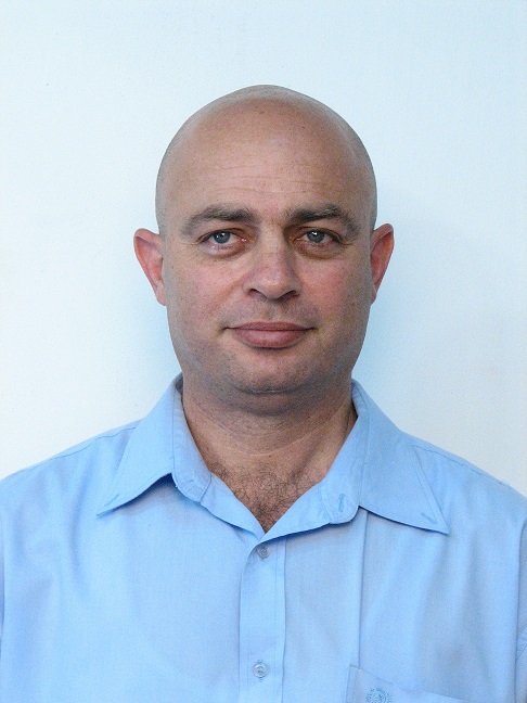 גדי בר און